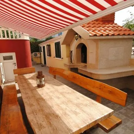 Guliver Apartment Slatine