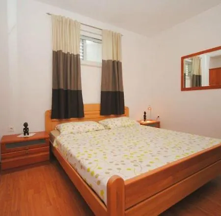 Guliver Apartment