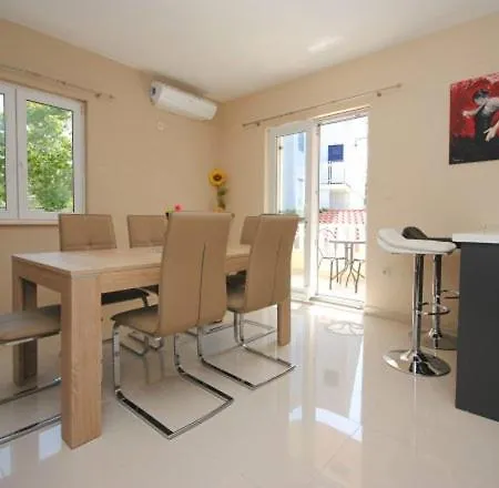Apartment Guliver *
