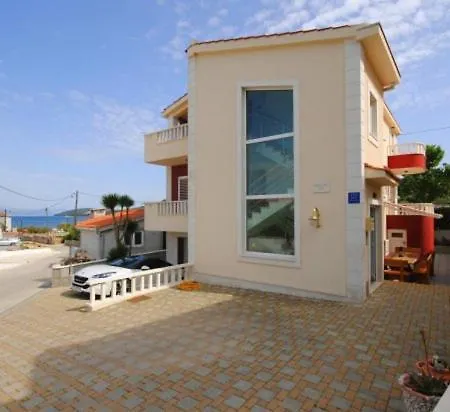 Guliver Apartamento Slatine