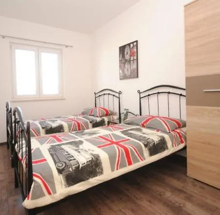 Apartamento Guliver Slatine