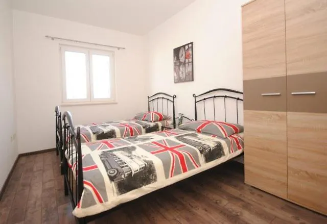 Apartamento Guliver Slatine